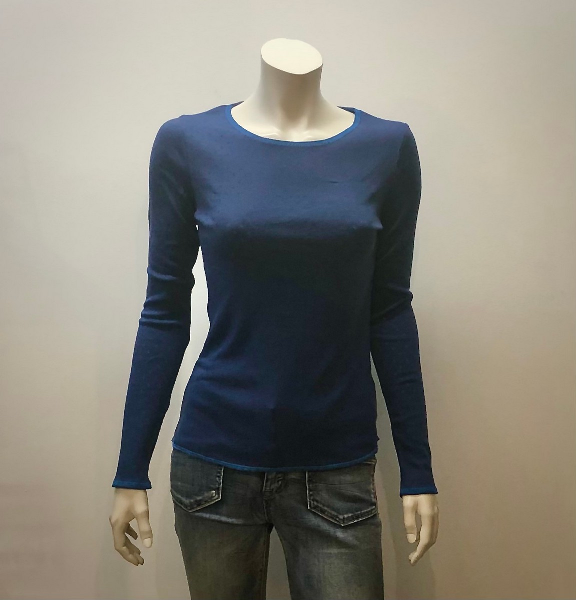 Shirt aus 100% Öko-Baumwolle in rot, jeansblau, limegrün und türkis von Jalfe