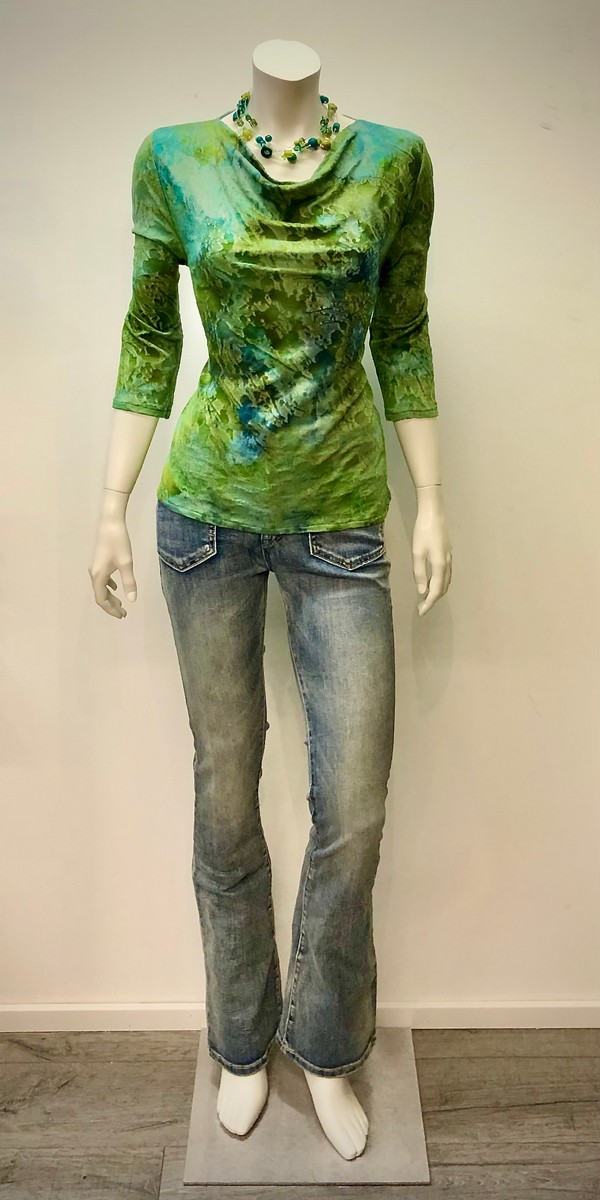 Wasserfall-Shirt 3\4 lange Arme, gebatikt, in verschiedenen Farben von Grooten-Thal