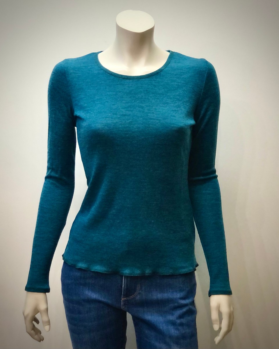 Shirt / Pulli aus 100% Merino Wolle in verschiedenen Farben von Jalfe