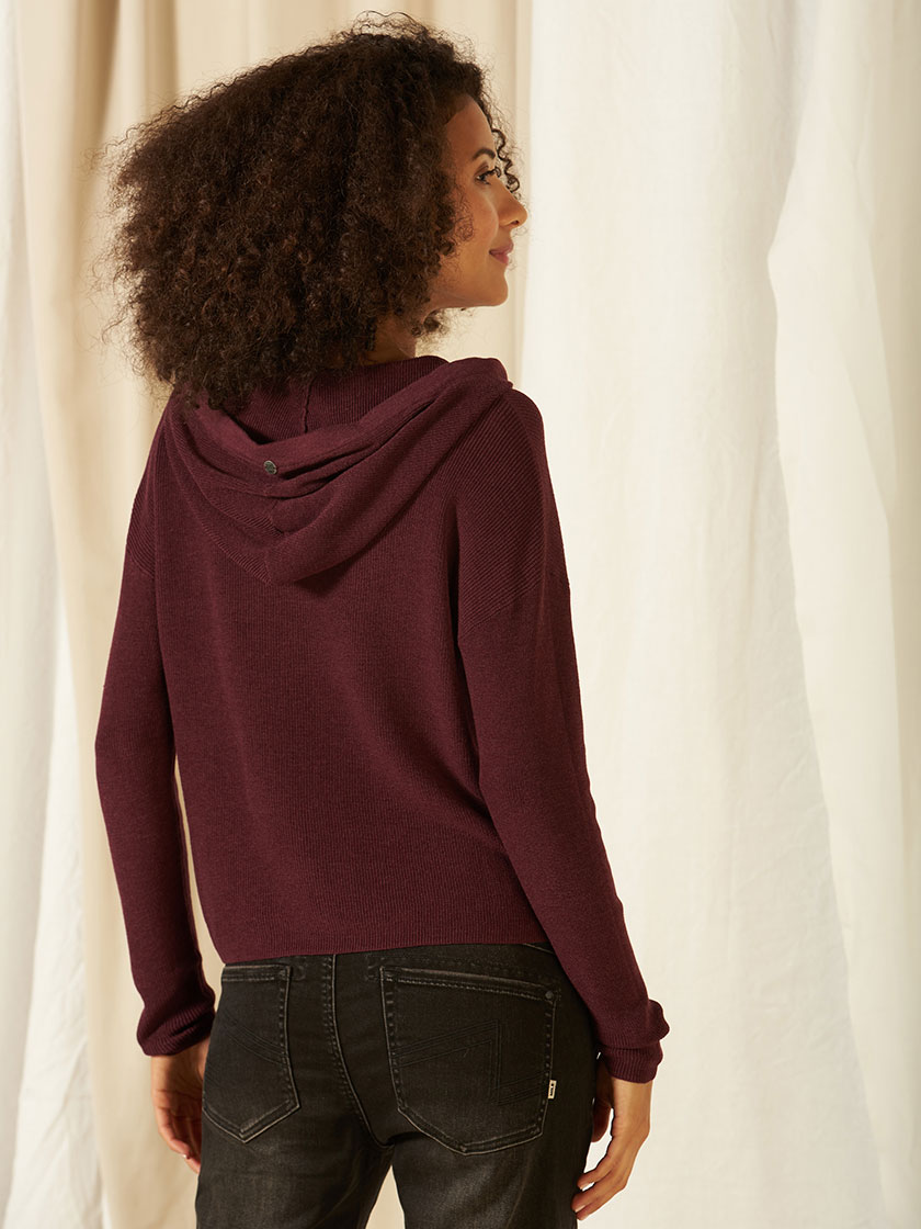 Pullover with hood in petrol & wine von NILE